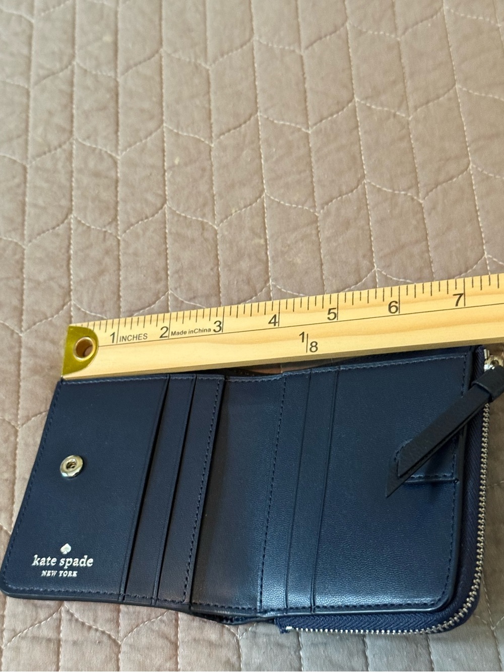 kate spade Navy Leather Patterson Drive Small Bi-Fold Wallet! - Picture 2 of 5